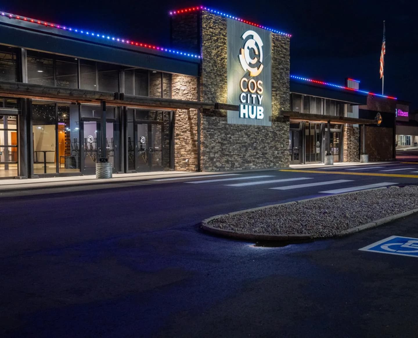 Permanent outdoor lighting installed on a Twin Cities home — project 5