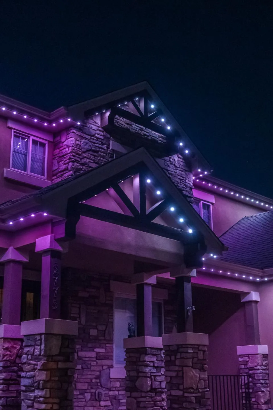 Permanent outdoor lighting installed on a Twin Cities home — project 6